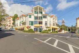 2 Bedroom Apartment in the center of Caniço – ready to move in