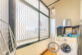 2 Bedroom Apartment in the center of Caniço – ready to move in