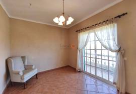 3 + 1 Bedroom villa for sale in Espiche