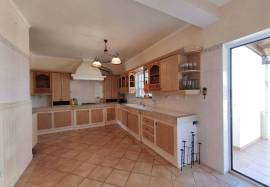 3 + 1 Bedroom villa for sale in Espiche