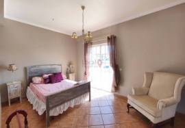 3 + 1 Bedroom villa for sale in Espiche