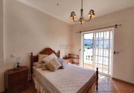 3 + 1 Bedroom villa for sale in Espiche