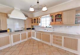 3 + 1 Bedroom villa for sale in Espiche