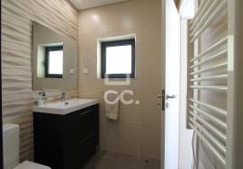 Renovated 3 Bedroom Apartment with Sea View Terrace, in Armação de Pêra