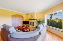 Detached house T4 (or T7) with AL in Montes de Alvor