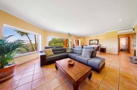 Detached house T4 (or T7) with AL in Montes de Alvor