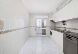 3 bedroom apartment for annual rental in Portimão