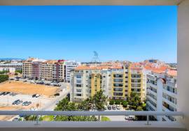 3 bedroom apartment for annual rental in Portimão