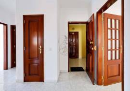 3 bedroom apartment for annual rental in Portimão