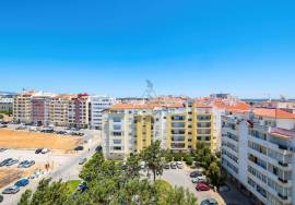 3 bedroom apartment for annual rental in Portimão