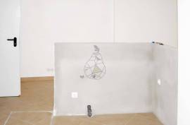 Strategic Commercial Point next to the Riverside Zone - Portimão