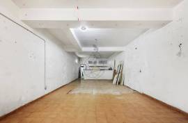 Annual Warehouse Rental in Portimão