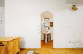 Annual Warehouse Rental in Portimão