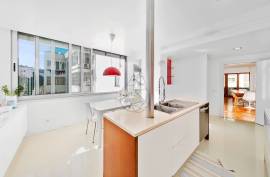 Refurbished 4 Bedroom Apartment in the Heart of Portimão