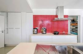 Refurbished 4 Bedroom Apartment in the Heart of Portimão