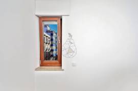 Refurbished 4 Bedroom Apartment in the Heart of Portimão