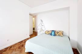 Refurbished 4 Bedroom Apartment in the Heart of Portimão