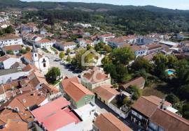 New 2 bedroom apartment, with private terrace, in the center of Vila do Avelar.