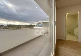 New 3 Bedroom Villa, Modern, with Natural Light and Strategic Location, with four fronts