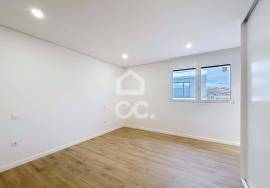 New 3 Bedroom Villa, Modern, with Natural Light and Strategic Location, with four fronts