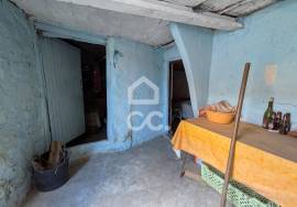 Unique Opportunity: Restoration House with Great Potential