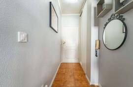 1 bedroom apartment very well located 10 minutes walk from Forum Maia metro station