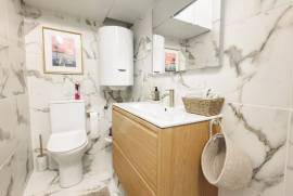 Apartamento T2 Renovado em Massamá