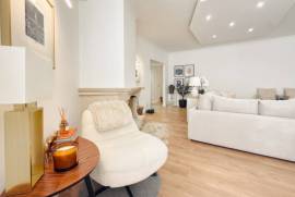 Apartamento T2 Renovado em Massamá