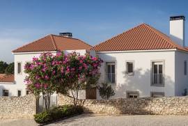 Apartamento T4 duplex em Alcabideche com garagem box e jacúzi