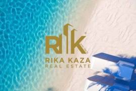 3 bedroom apartment with sea view