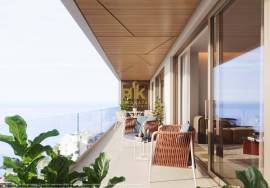 3 bedroom apartment with sea view