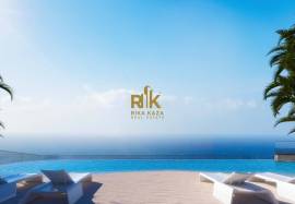 3 bedroom apartment with sea view