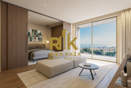 1 bedroom apartment with pool view