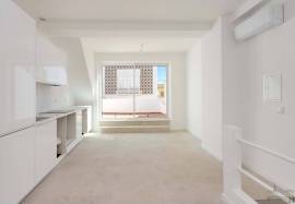 Renovated Traditional House in Olhão | 2 Suites & 3 Terraces in the City Centre