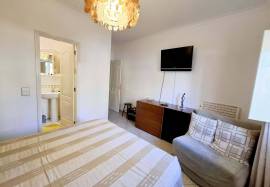 Albufeira - 2 bedroom apartment for sale 300 m from the beach