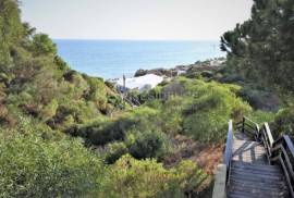 Albufeira - 2 bedroom apartment for sale 300 m from the beach