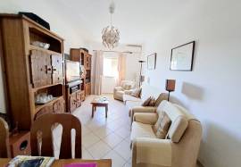 Albufeira - 2 bedroom apartment for sale 300 m from the beach