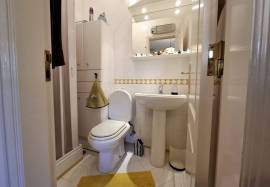Albufeira - 2 bedroom apartment for sale 300 m from the beach