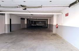 Albufeira - 2 bedroom apartment for sale 300 m from the beach