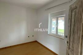 4 Bedroom Villa with Indoor Pool for Sale in Maceira – Leiria