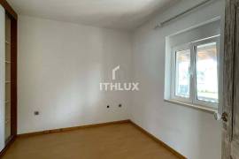 4 Bedroom Villa with Indoor Pool for Sale in Maceira – Leiria