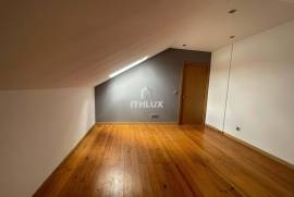 4 Bedroom Villa with Indoor Pool for Sale in Maceira – Leiria