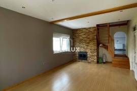 4 Bedroom Villa with Indoor Pool for Sale in Maceira – Leiria