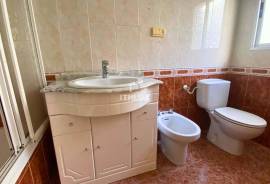 Opportunity in Castuera center: 177 m² house with terrace and patio for 35.000 €
