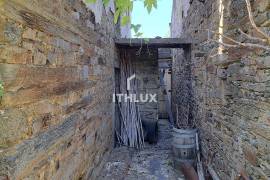 Ruined House for Reconstruction with Approved Project for AL – Vila Nova de Foz Côa