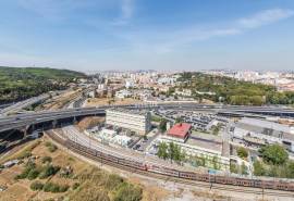 Prestigious 5 Bedroom Apartment in Twin Towers – Panoramic View over Lisbon