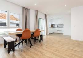 Semi-new 2 bedrooms in Alhos Vedros