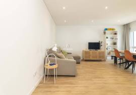 Semi-new 2 bedrooms in Alhos Vedros