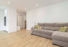 Semi-new 2 bedrooms in Alhos Vedros