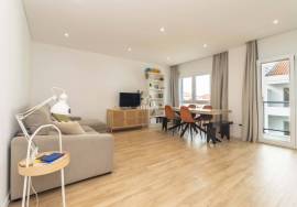 Semi-new 2 bedrooms in Alhos Vedros